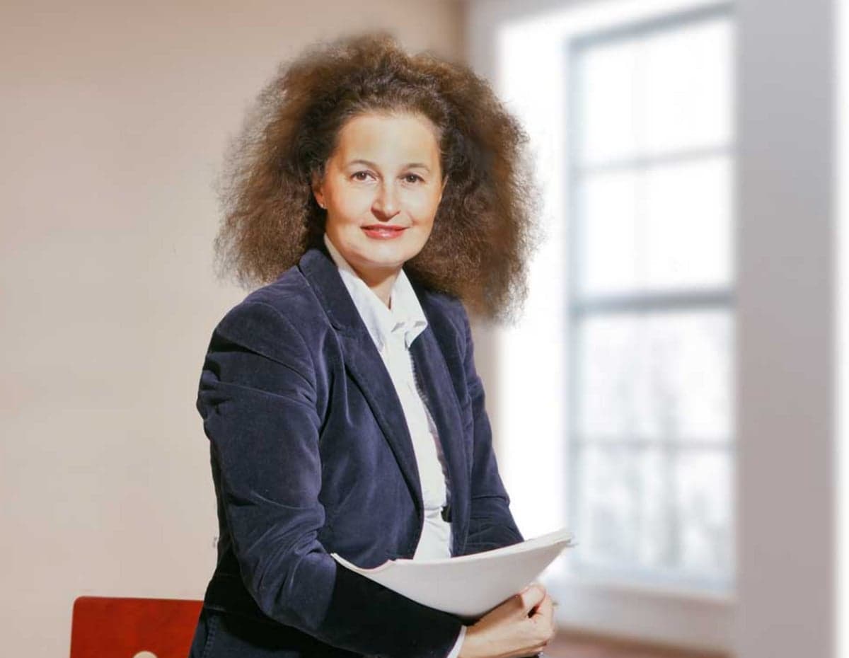 Porträt von Mag. Beatrix Höfinger, MA - Klinische und Gesundheitspsychologin